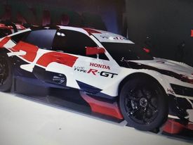 Photo of Honda Civic Tipe R-GT: spremna za izlazak na stazu 2024